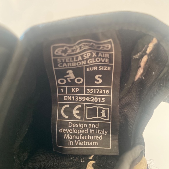 Woman’s Stella SP X Air Carbon Motorcycle Glove Full Grain Leather Short Cuff - Picture 7 of 14